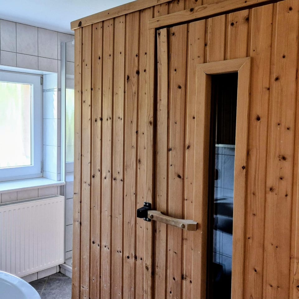 Sauna, Sauna, Bathroom