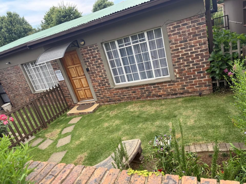 De Trout Huis Guesthouse Bed and Breakfast in South Africa