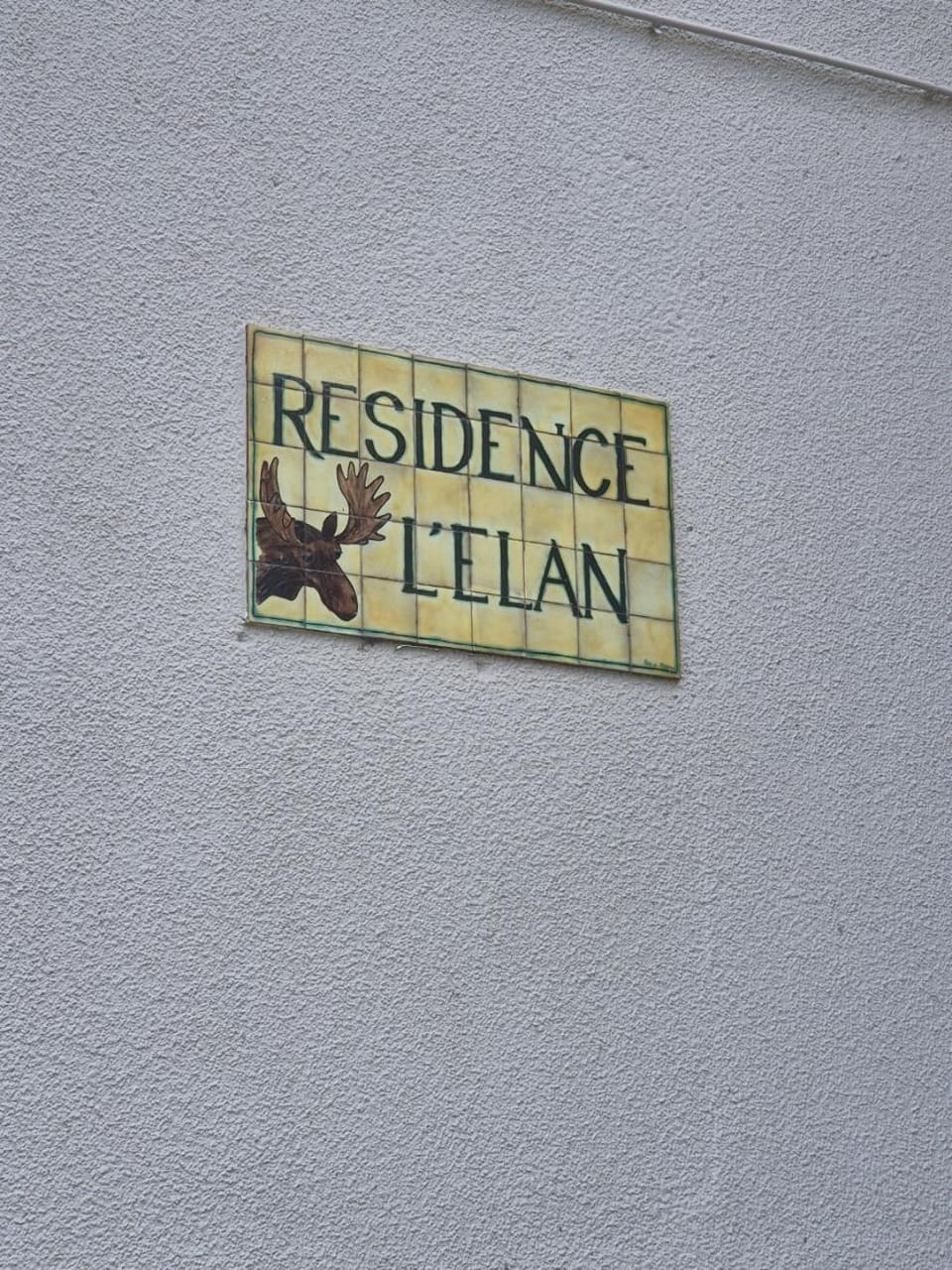 Property logo or sign