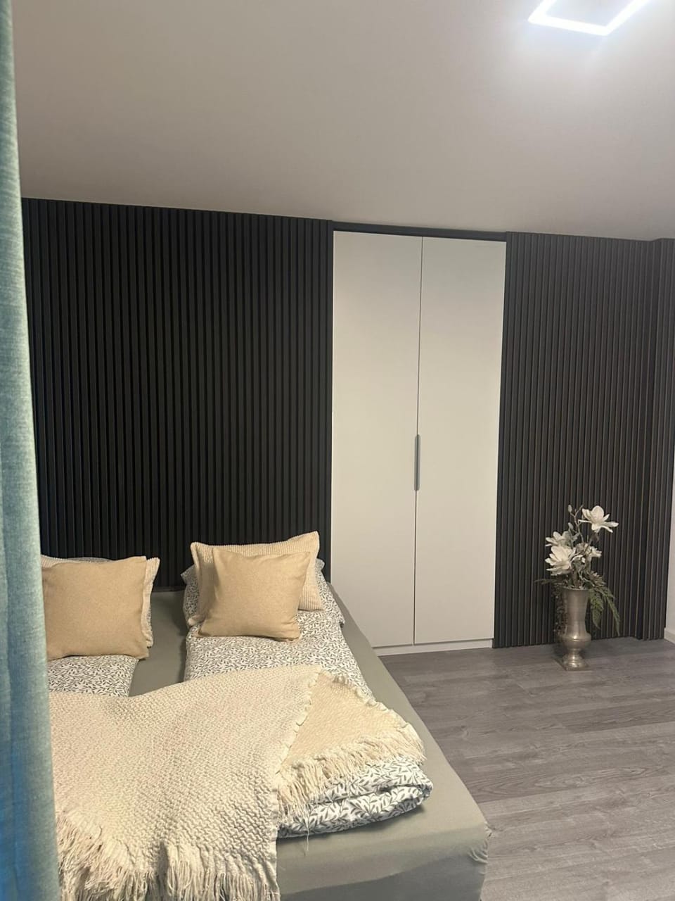 Apartment Hélène mit Doppel- oder 2 Einzelbetten für 2 Personen mit eigenem Eingang -Neubau- Apartment in Baden-Württemberg
