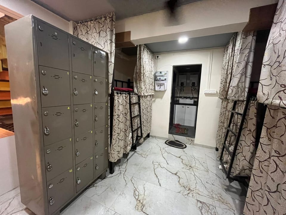 Toilet, bunk bed, locker