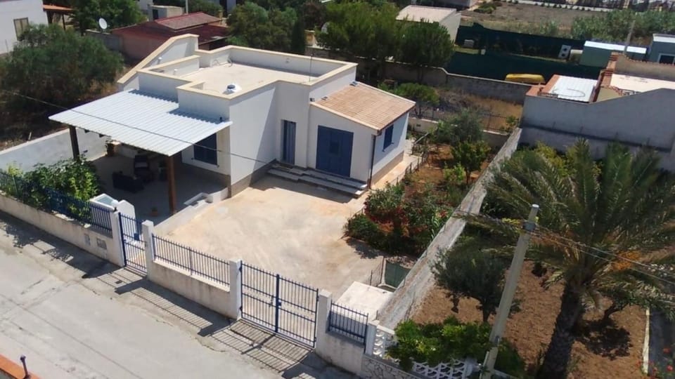 Villa Sunshine House in Sicily