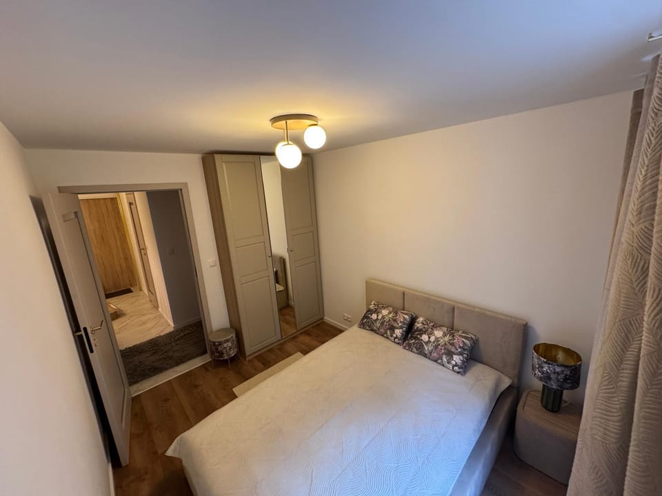 Bed, Bedroom, wardrobe