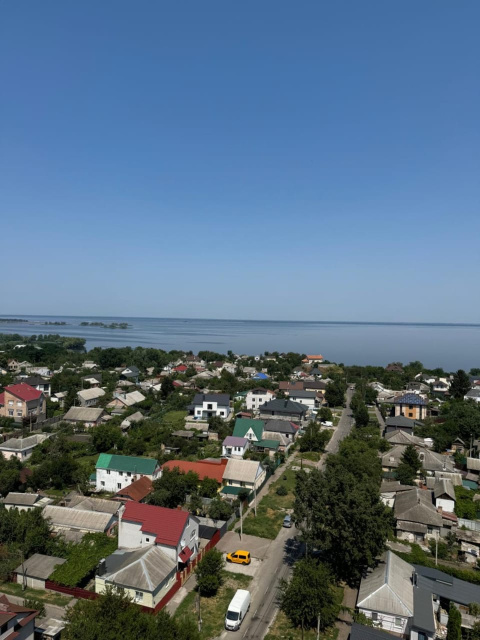 Нова сучасна квартира з двома спальнями в центрі Черкас! Неймовірний вид на Дніпро! Apartment in Ukraine
