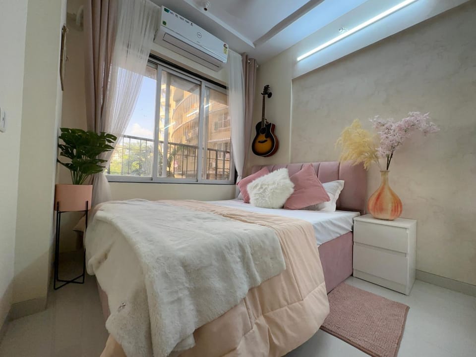 Veera Desai Road Apartment in Mumbai