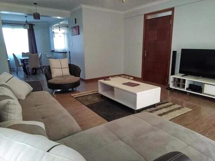 Communal lounge/ TV room