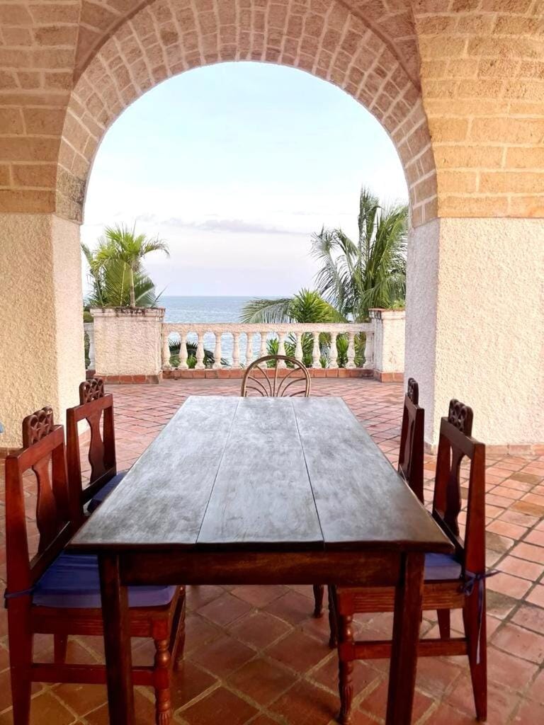 Beachfront Villa, Bofa Rd Kilifi Villa in Kilifi, Kenya