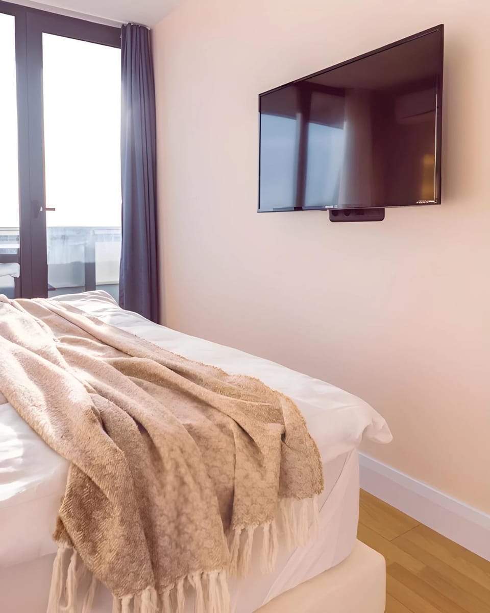 Premium Class Aparthotel with Sea View high floor Apartment hotel in Batumi