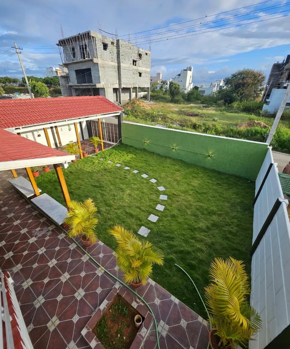 Garden, Garden view