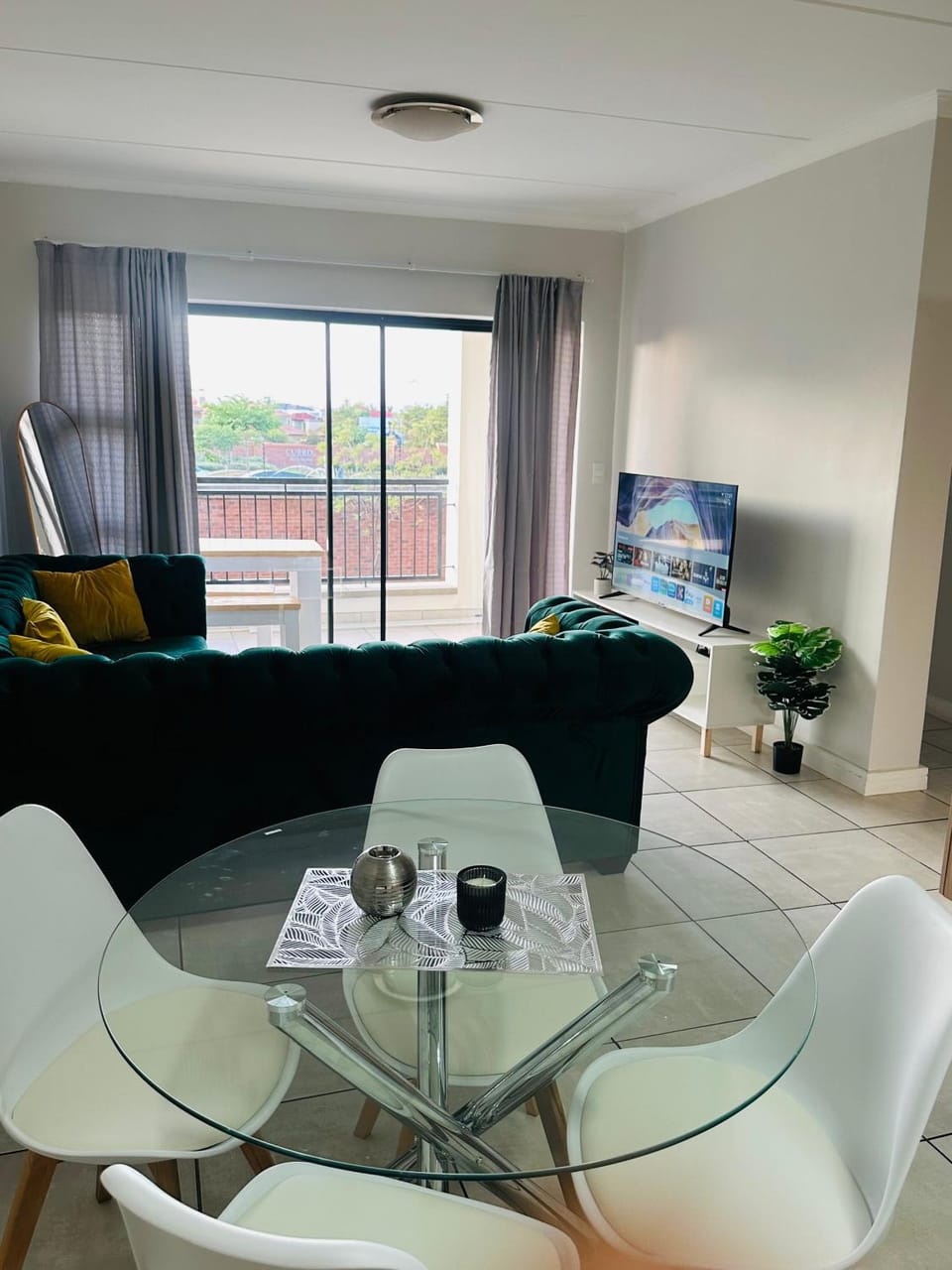 The Blyde - Stay Iconic 2 bed Apartment House in Pretoria