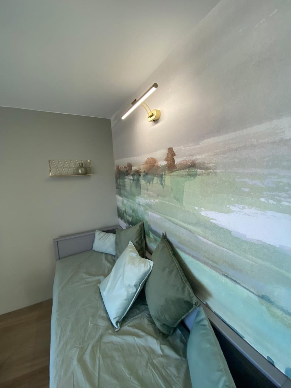 Bed, Living room, air conditioner