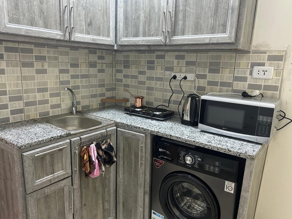 One bedroom apartment in the heart of west Amman Apartment in Africa