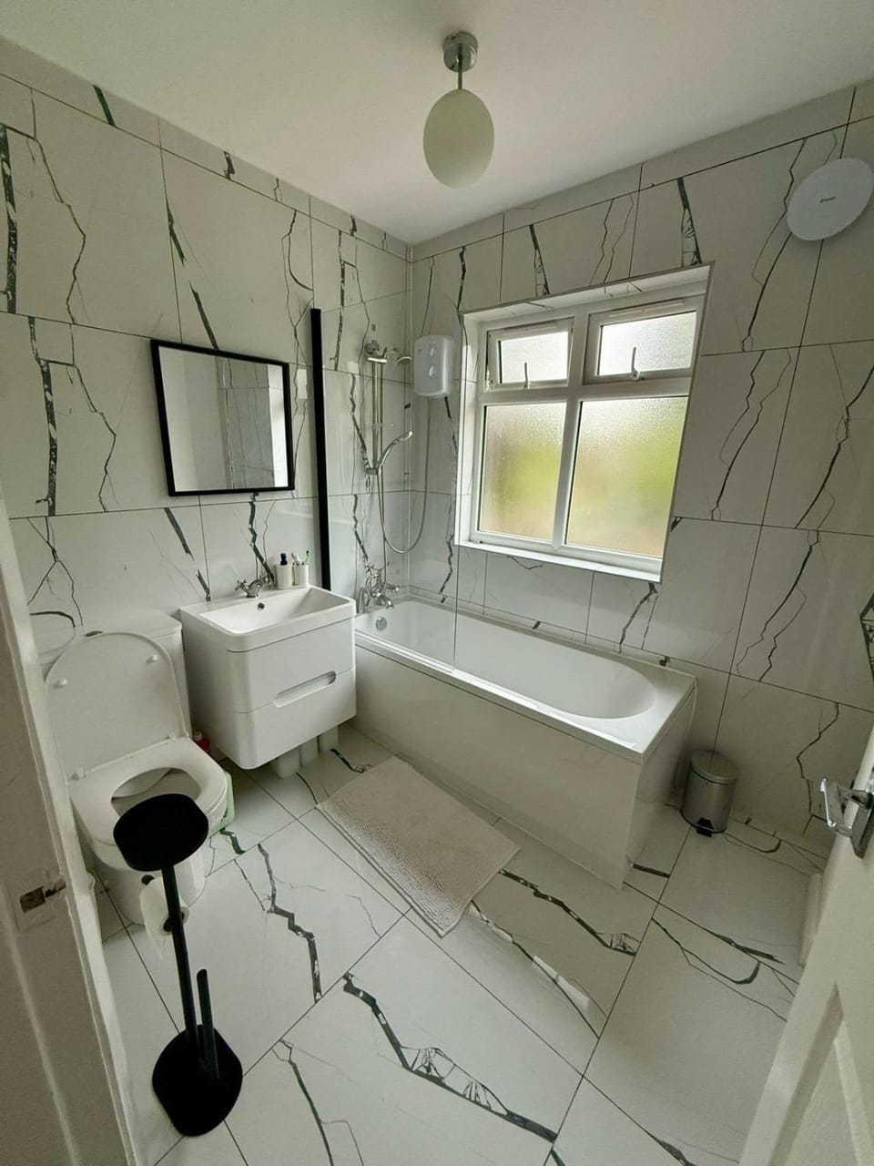 Bathroom, Bath