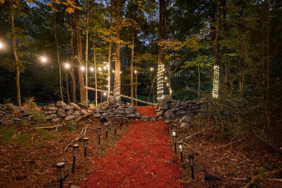 Family Oasis Pool Firepit Creek Near Delaware House in Hudson Valley