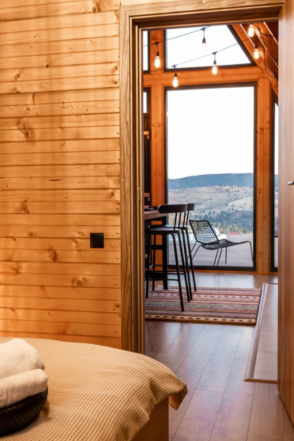 Bed, View (from property/room), Living room, Photo of the whole room, Bedroom, Mountain view