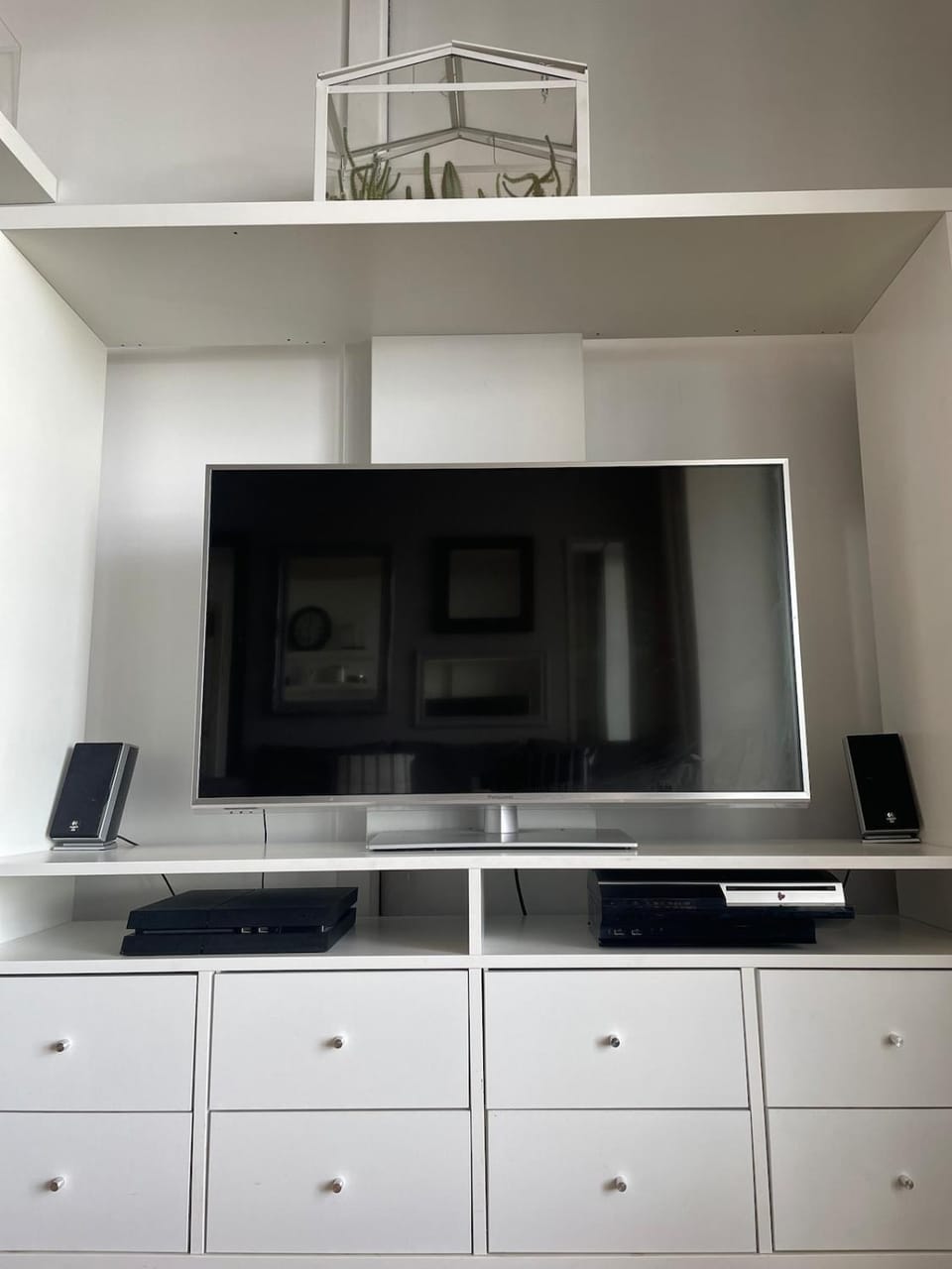 Communal lounge/ TV room, TV and multimedia, Evening entertainment