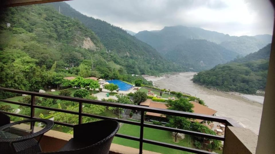 Aloha 1 & 2 BHK with Infinity Pool House in Rishikesh
