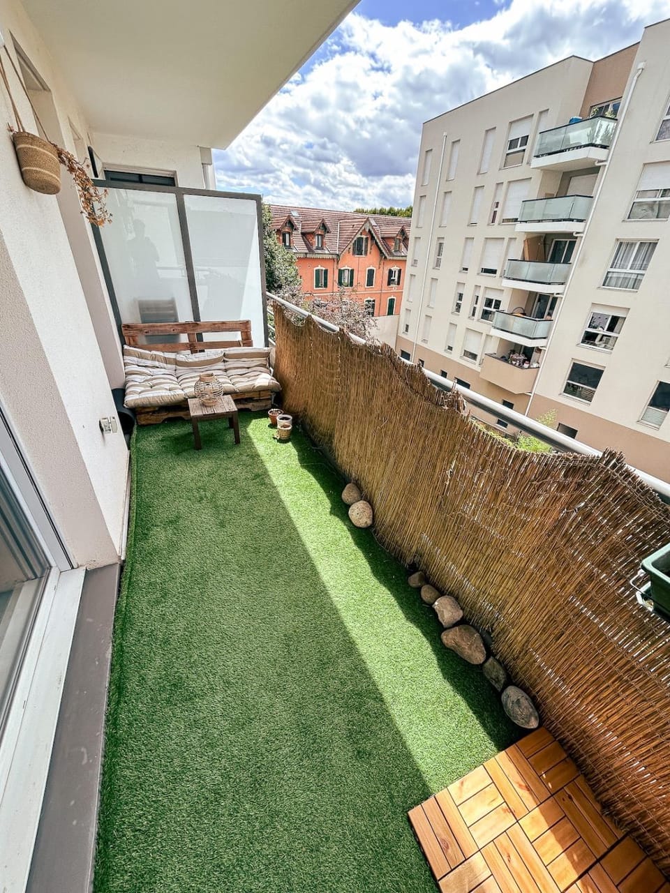 Property building, Patio, Spring, Day, View (from property/room), Balcony/Terrace, Balcony/Terrace