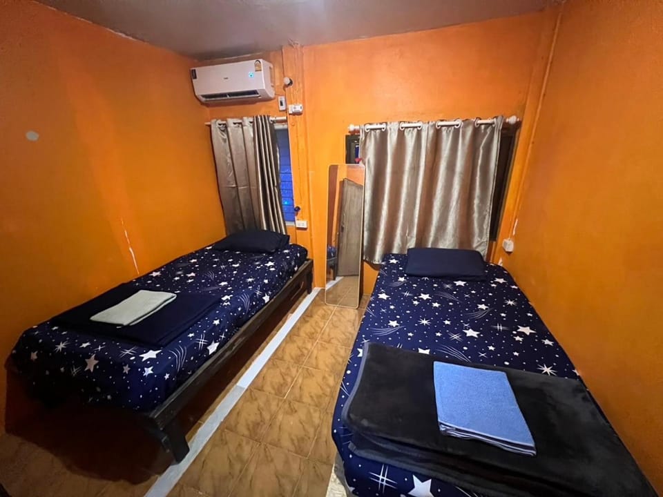 KiKi HOSTEL Hostel in Ban Tai