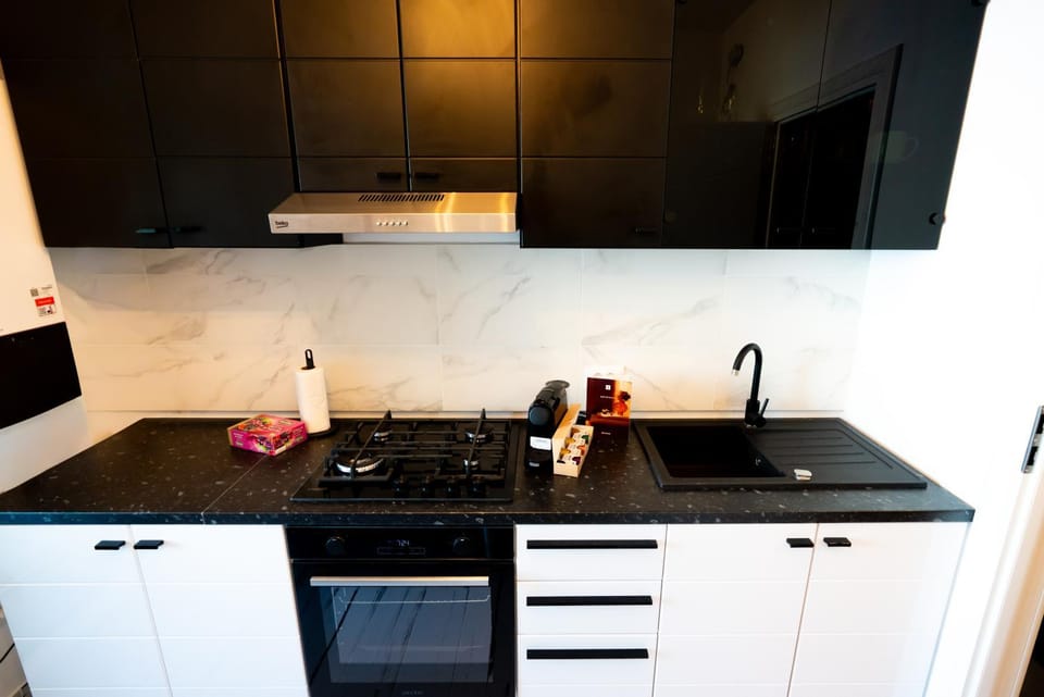 Soni Exclusive Studio 389 Plaza with Private Parking & Self Check-in Apartment in Bucharest