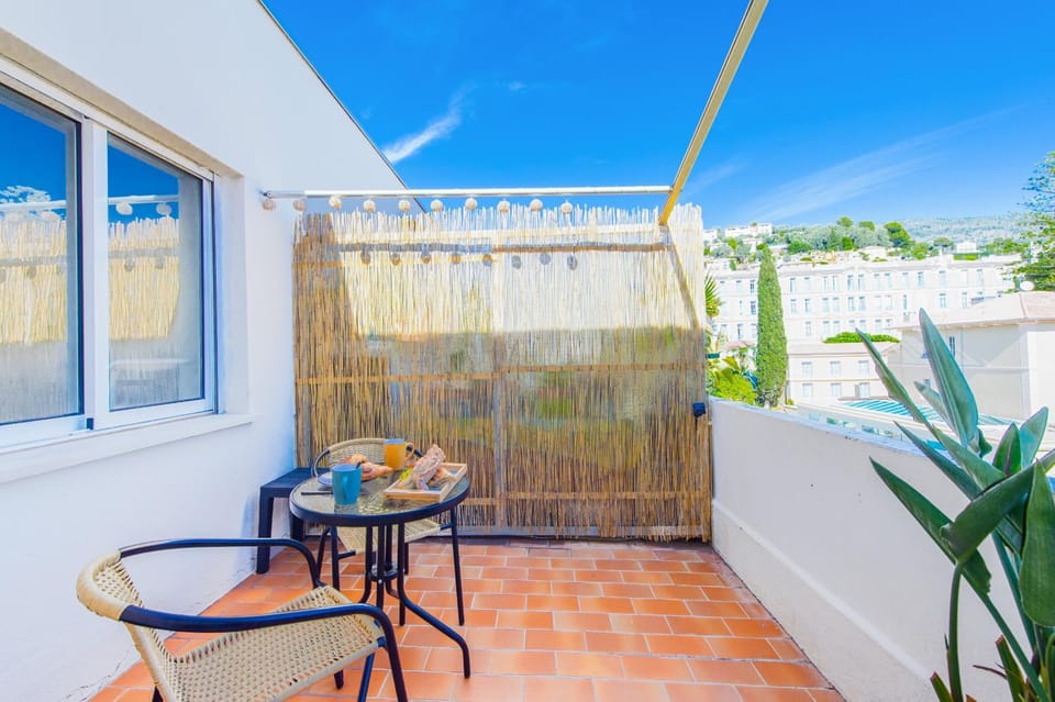 Studio avec terrase dans le centre ville Apartment in Menton