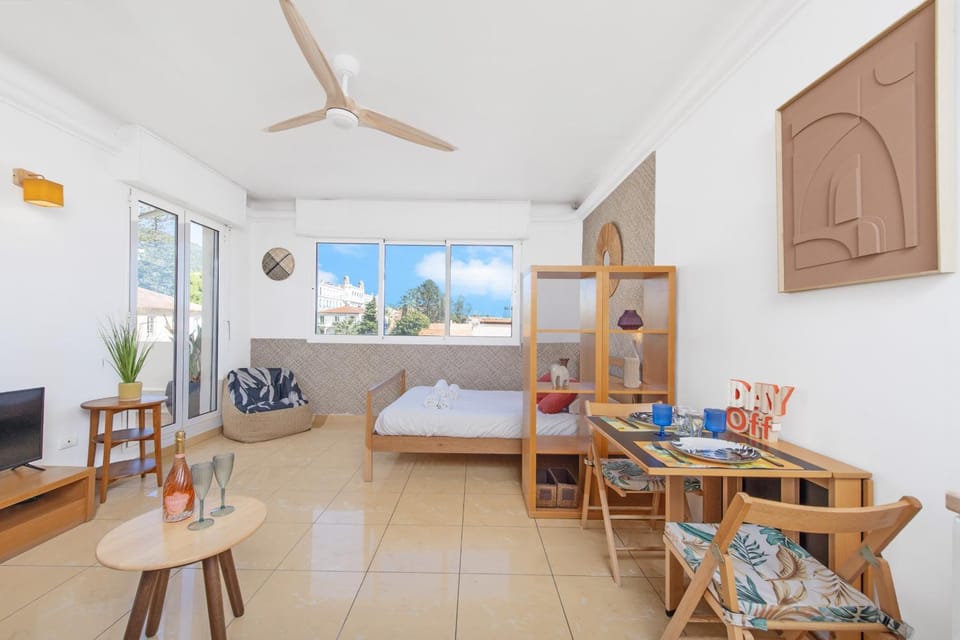 Studio avec terrase dans le centre ville Apartment in Menton