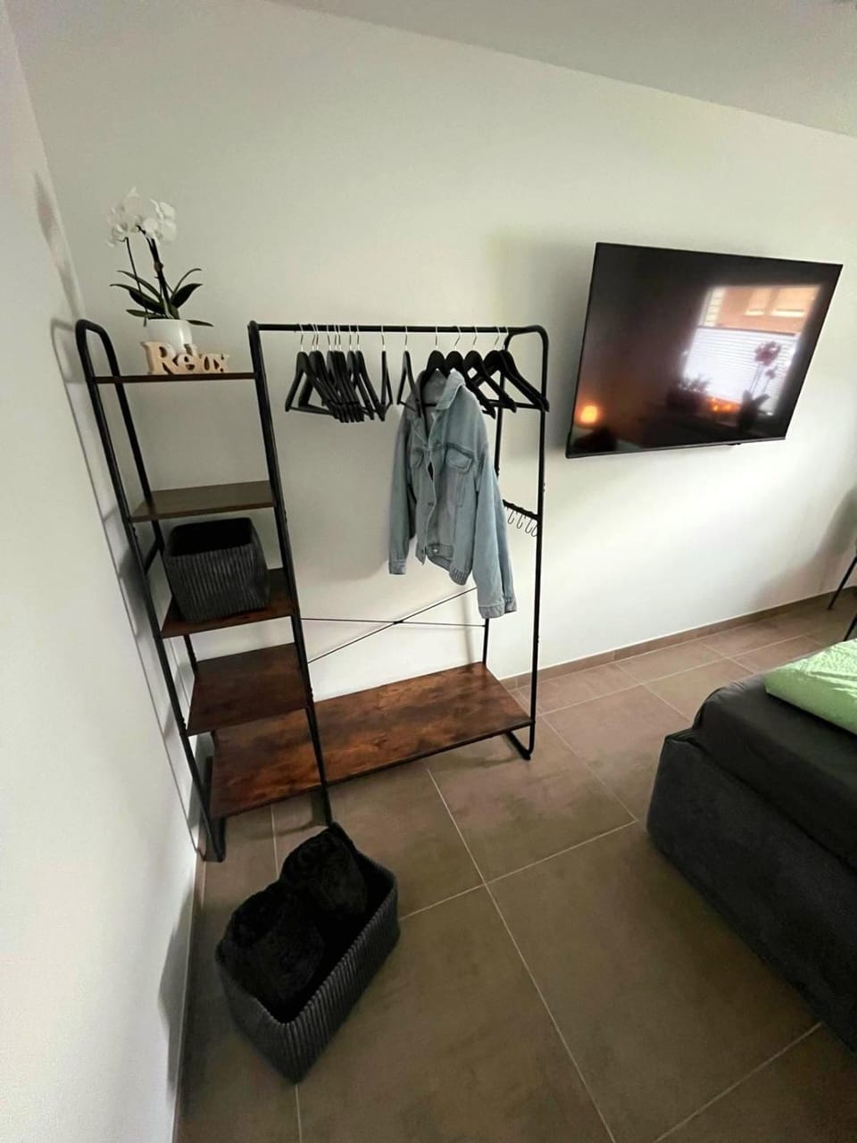 Bedroom, wardrobe