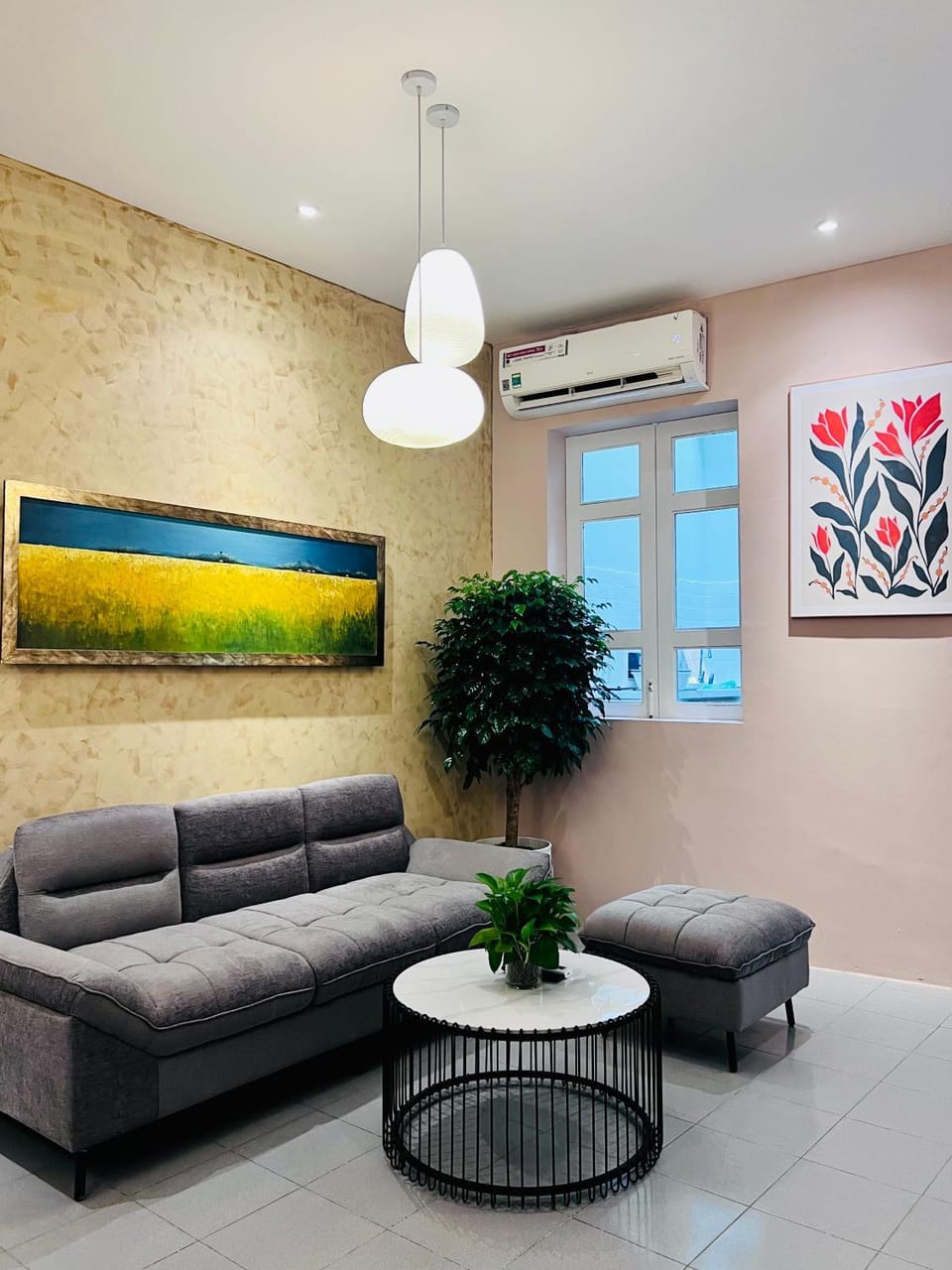 Living room, Seating area
