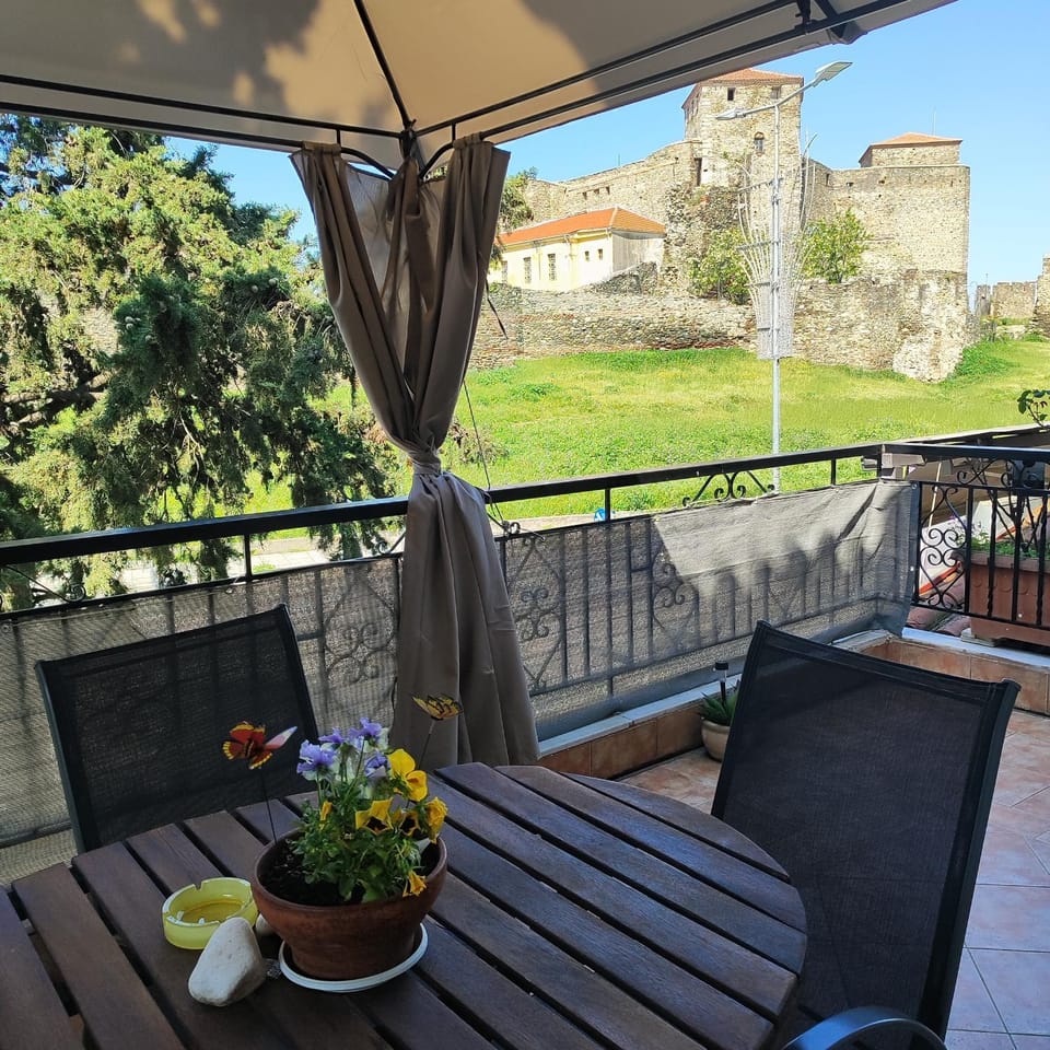 Day, View (from property/room), Balcony/Terrace, Dining area