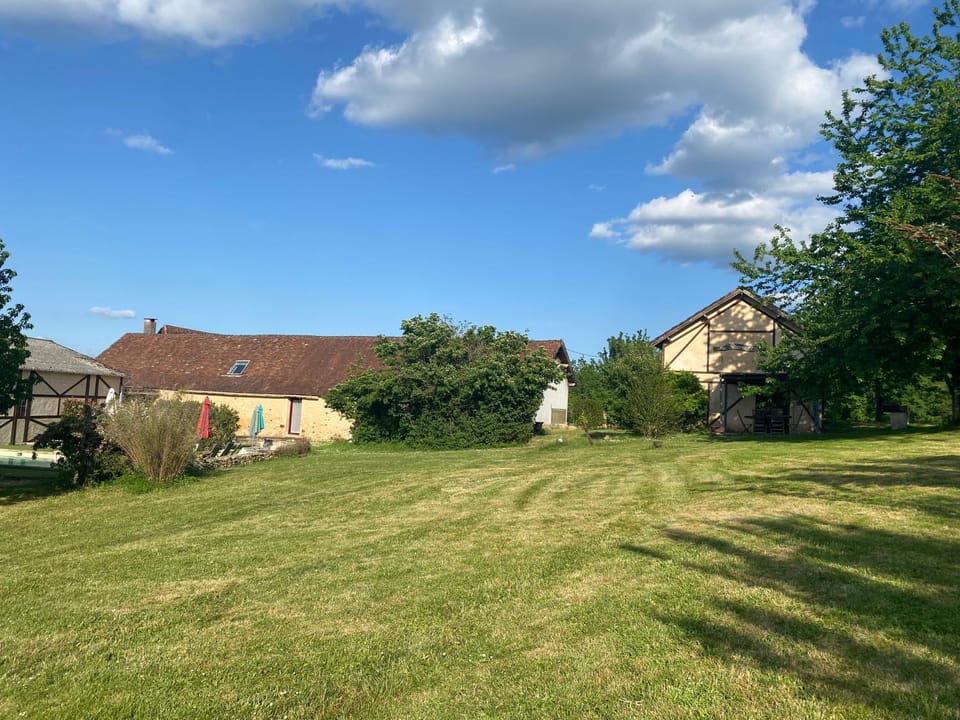 Les Gîtes de Leymandie House in Occitanie