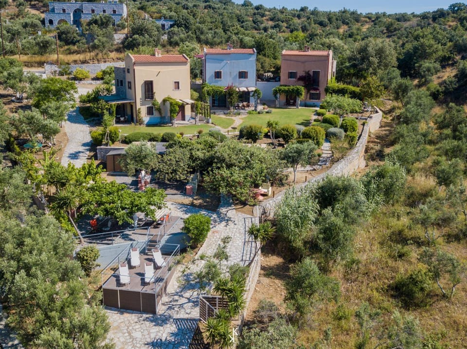 Property building, Bird's eye view