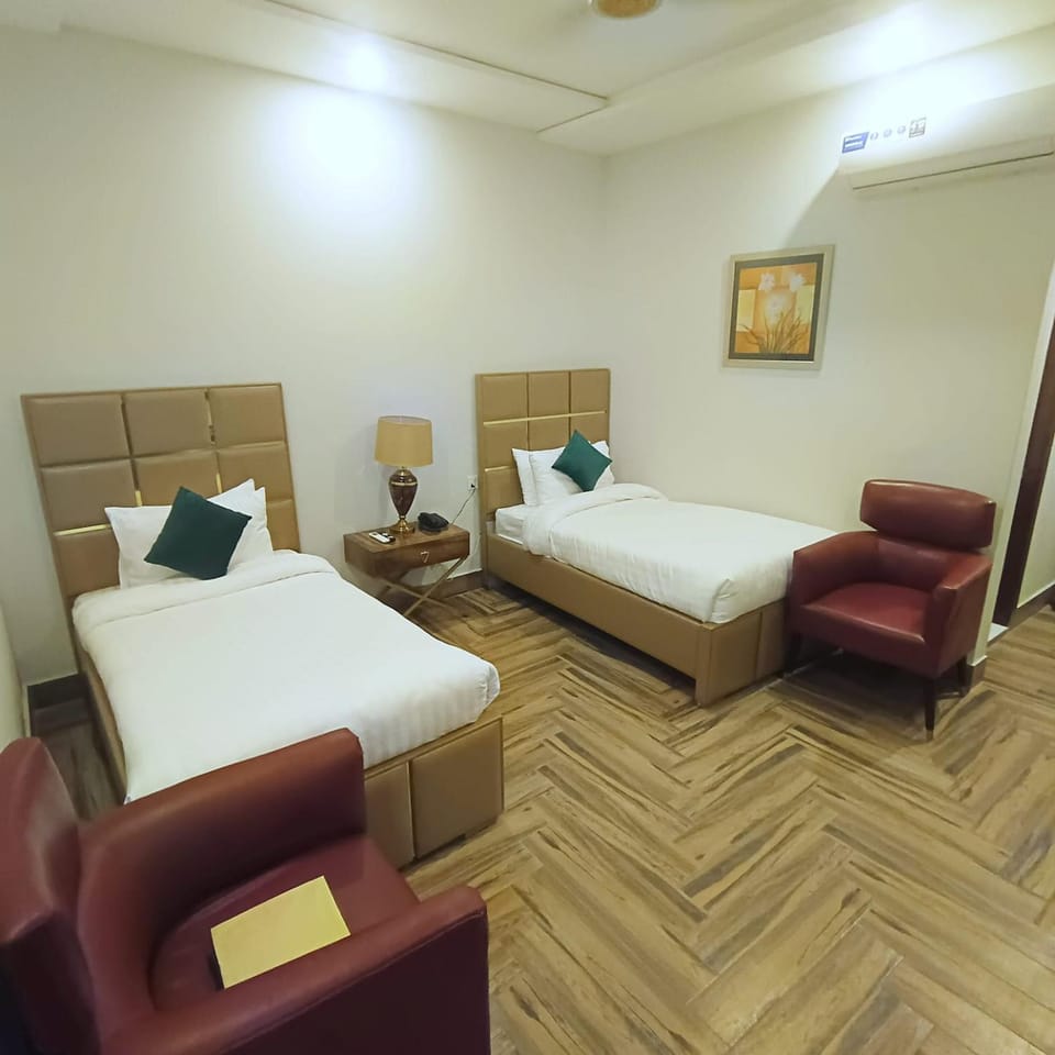 Seating area, Bedroom