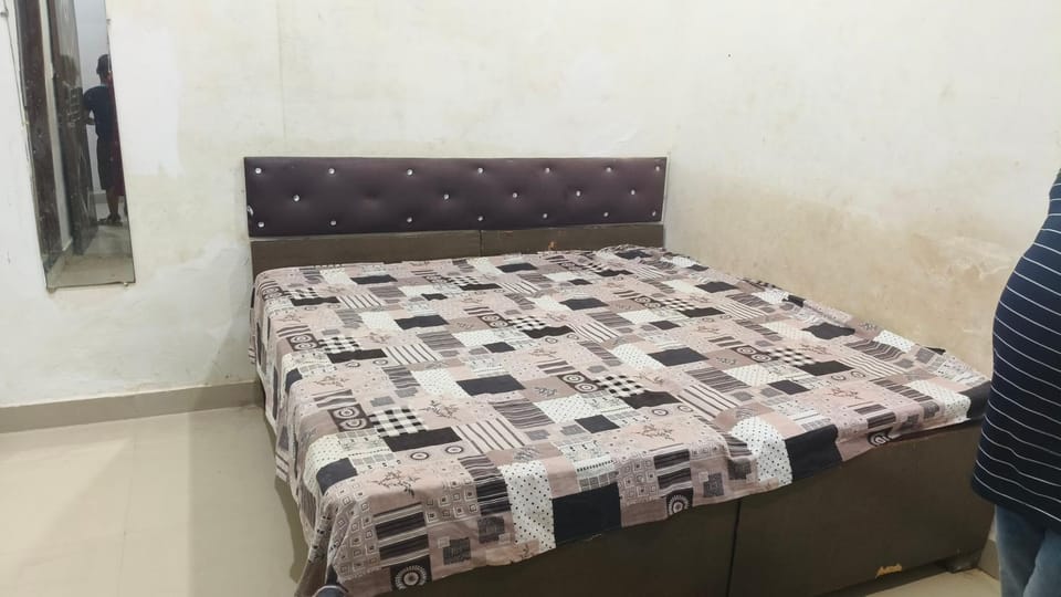 Shri kuti place Apartment in Uttar Pradesh
