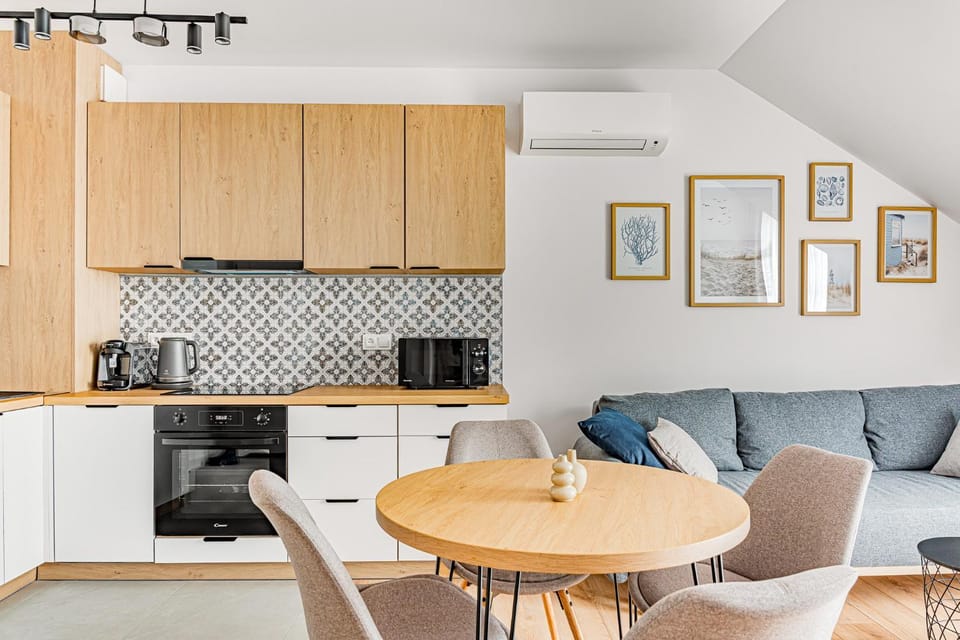 Kitchen or kitchenette, Living room, Dining area