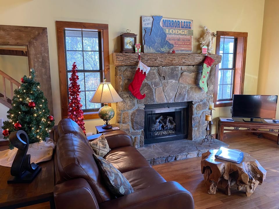 Living room, fireplace
