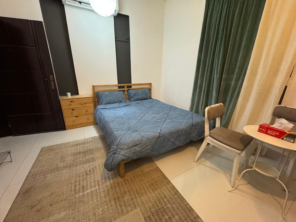 Near Airport Rooms Hostel in Muscat