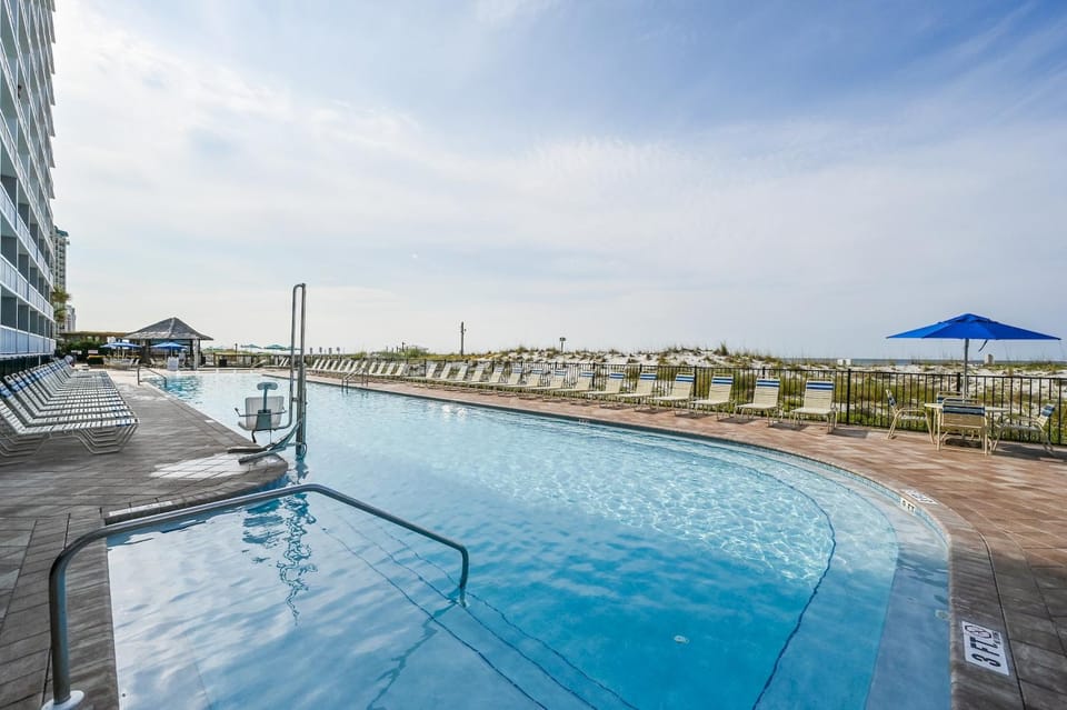 Pool view, Swimming pool, Swimming pool