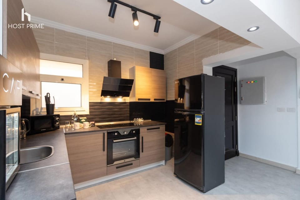 Kitchen or kitchenette, oven, stove