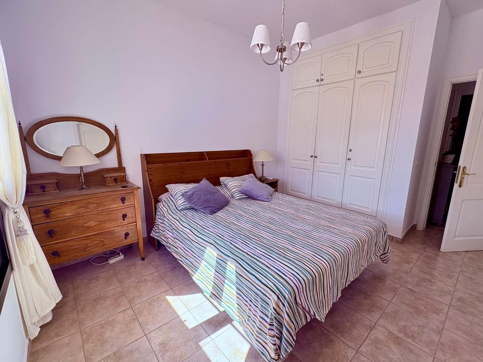 Bed, Bedroom, wardrobe