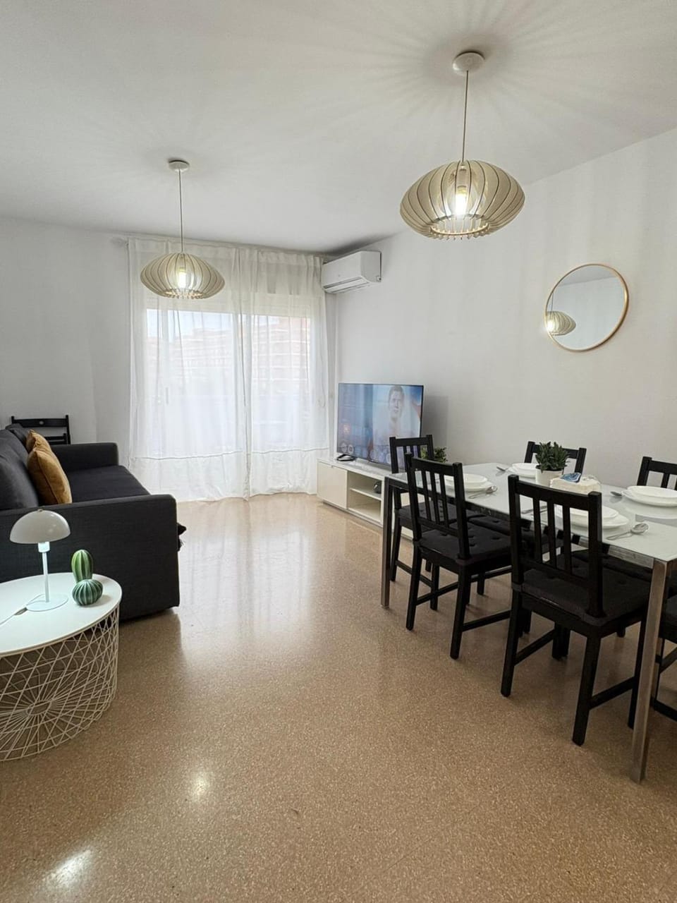 Living room, Seating area, Dining area
