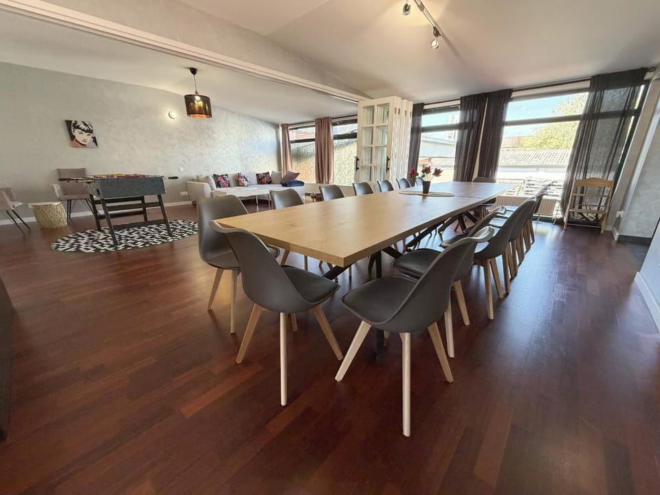 Dining area, Food, Lunch, Dinner