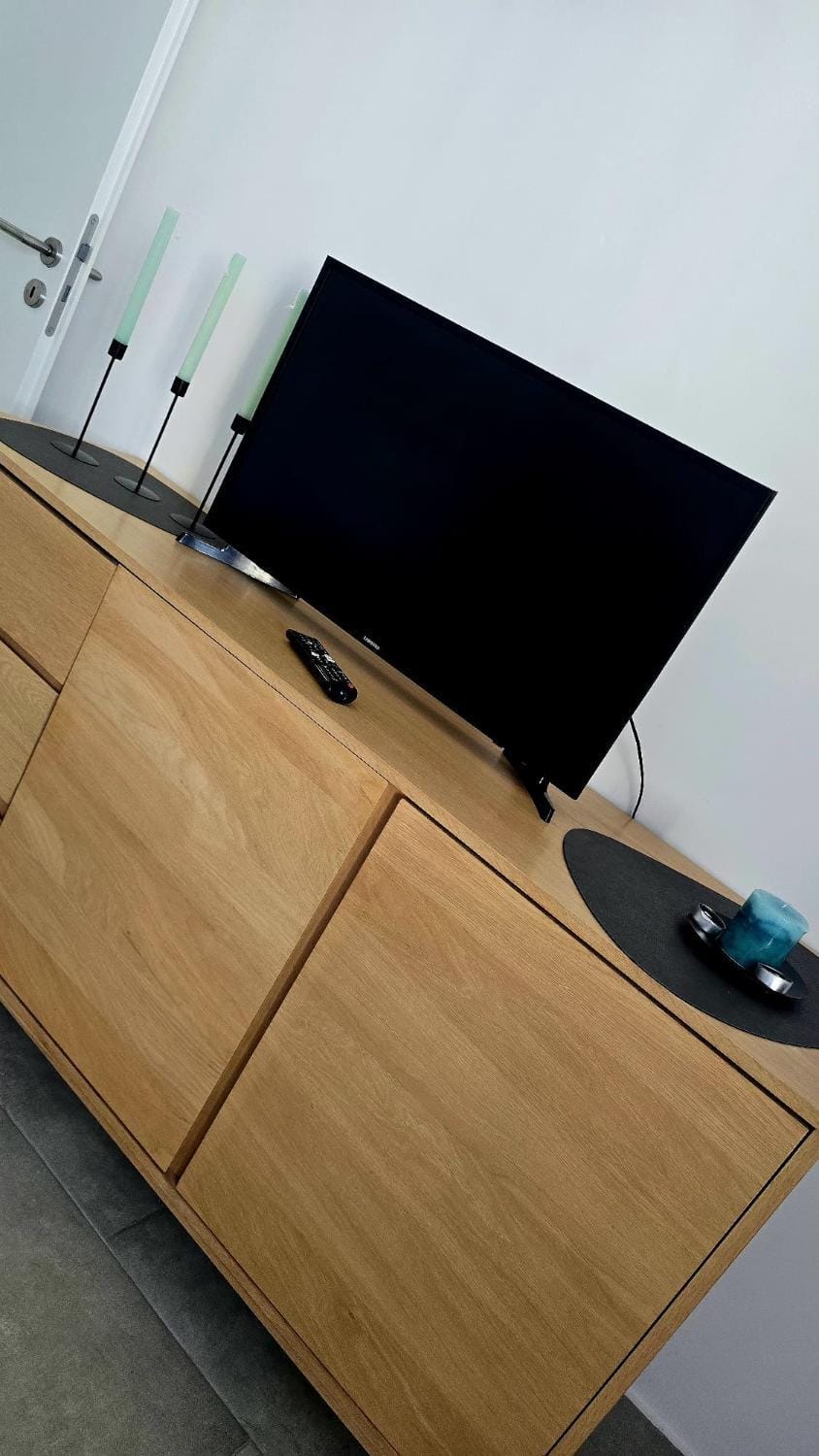 Communal lounge/ TV room, TV and multimedia