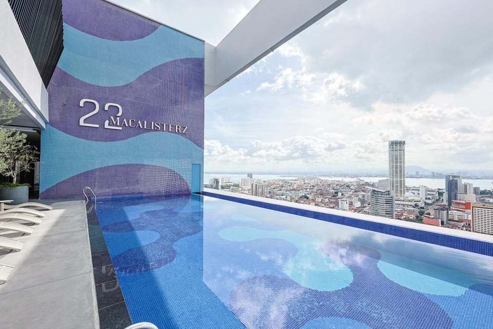 22 Macalisterz by Nexx Field Apartment in George Town