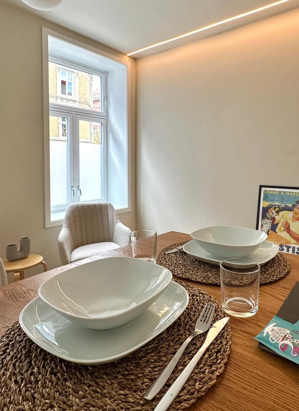 Living room, Dining area