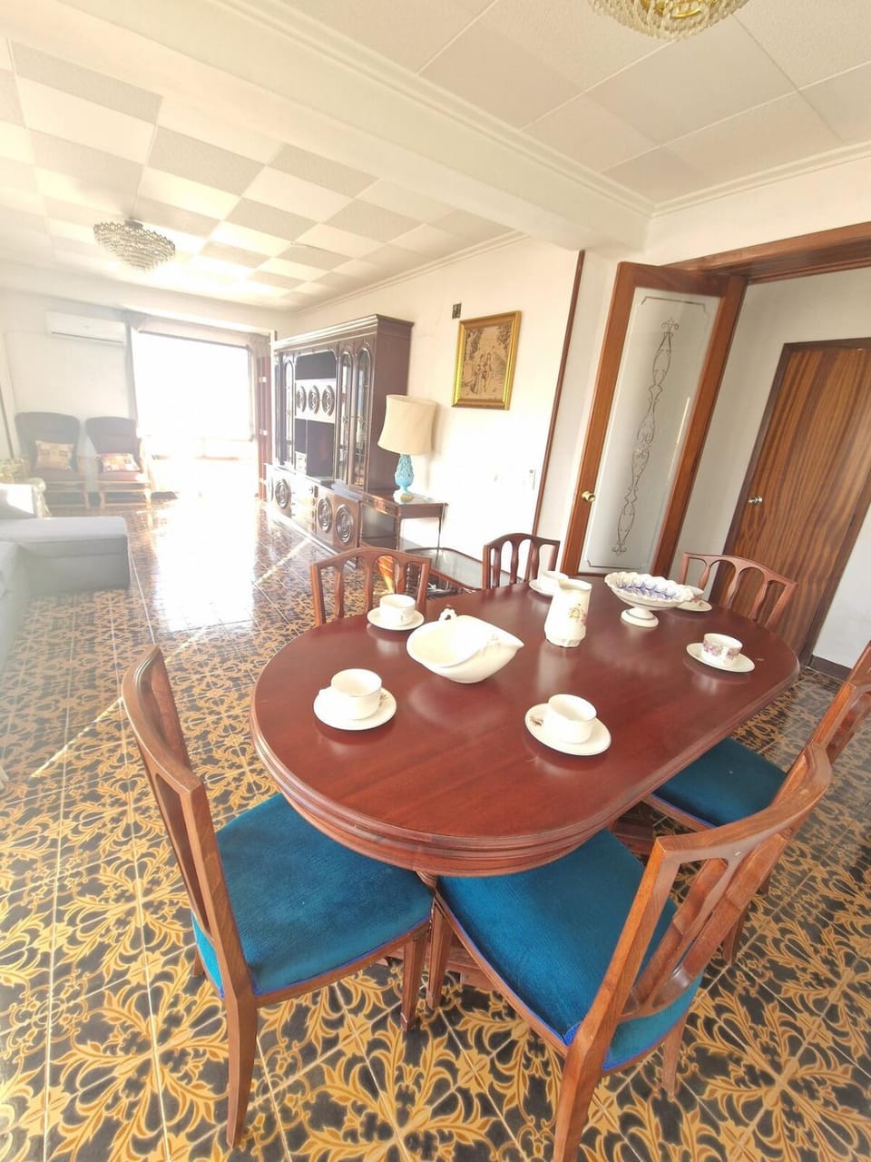 Living room, Dining area