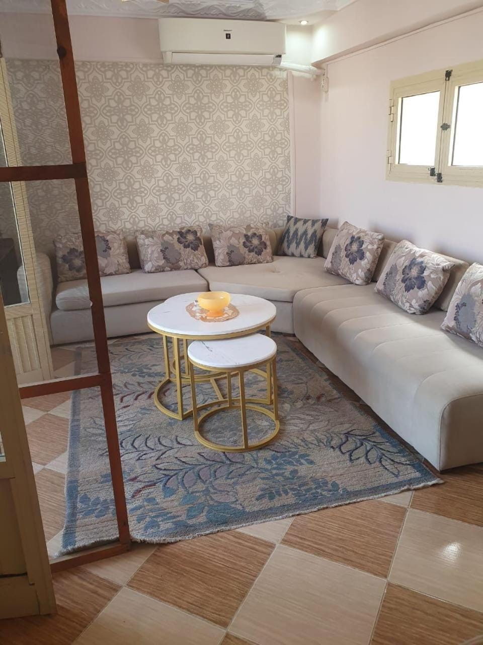 شقه فندقيه للايجار في المعموره الشاطئ Apartment in Alexandria