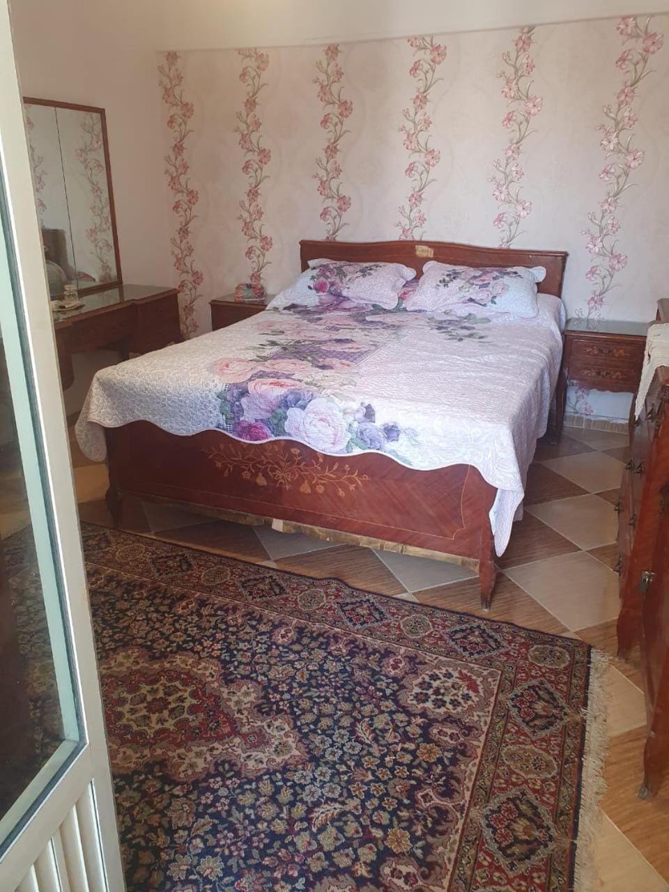 شقه فندقيه للايجار في المعموره الشاطئ Apartment in Alexandria