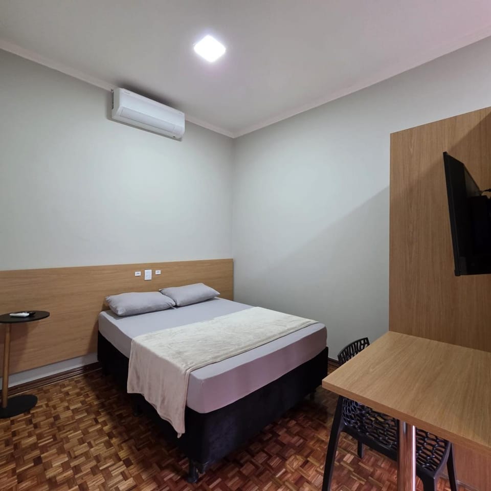 Zuccaro Studio House in Bauru