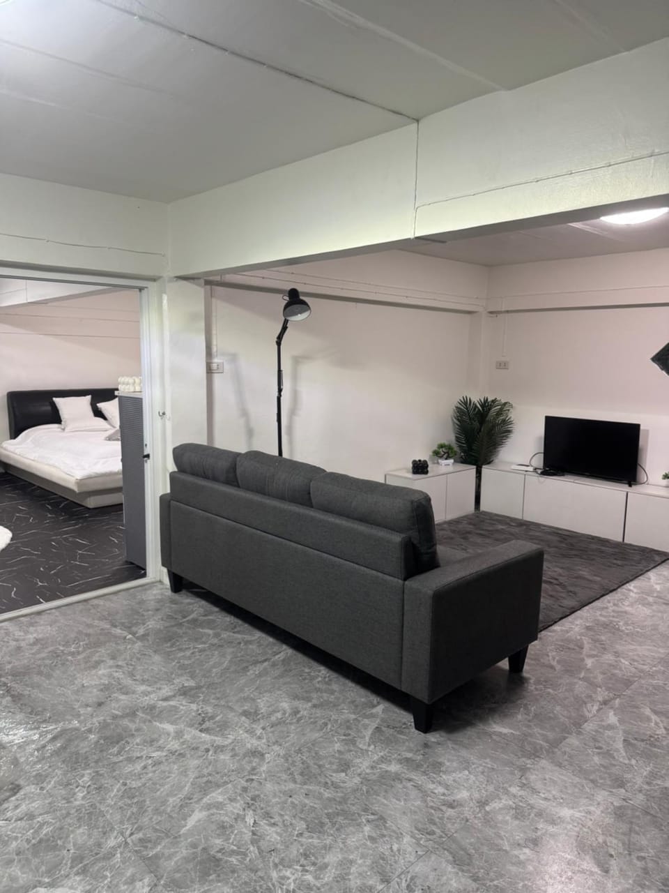 Chaota Modern House Apartment in Wichit