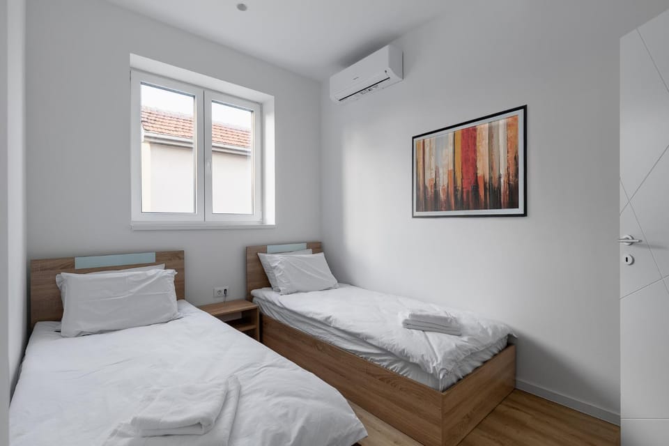 Central Flat near Diamond Mall Apartment in Skopje